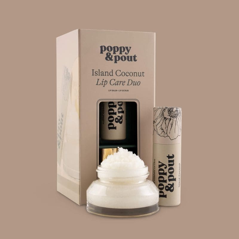 Lip care set with a jar and tube in a box