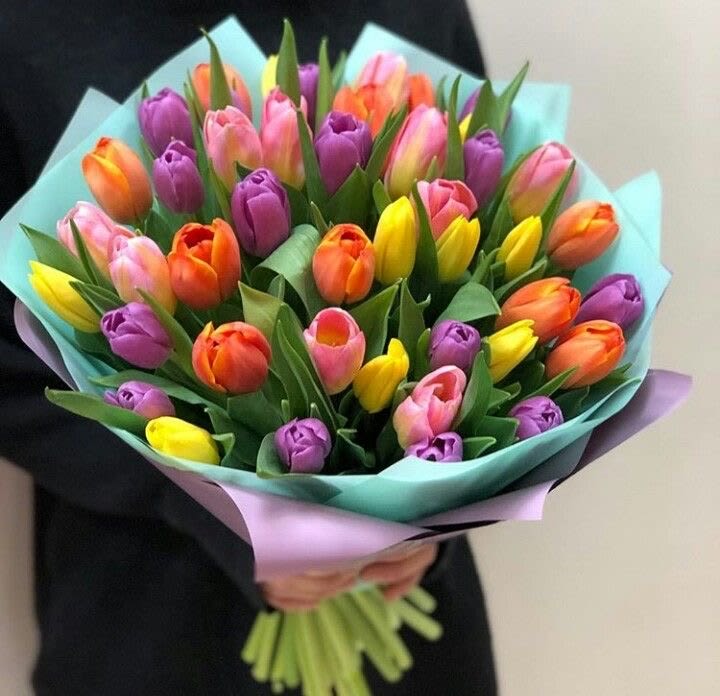 Pink Tulips Bouquet – Same Day Delivery Los Angeles - Brighten any day with our Tulips Boutique, a delightful arrangement of fresh, vibrant tulips in stunning shades of pink and red. Symbolizing love, cheer, and new beginnings, these elegant blooms are beautifully wrapped in soft, premium paper, making them perfect for any occasion. Whether you’re celebrating a special moment or simply spreading joy, this bouquet is a timeless choice. Order now to bring the beauty of tulips into someone’s life!