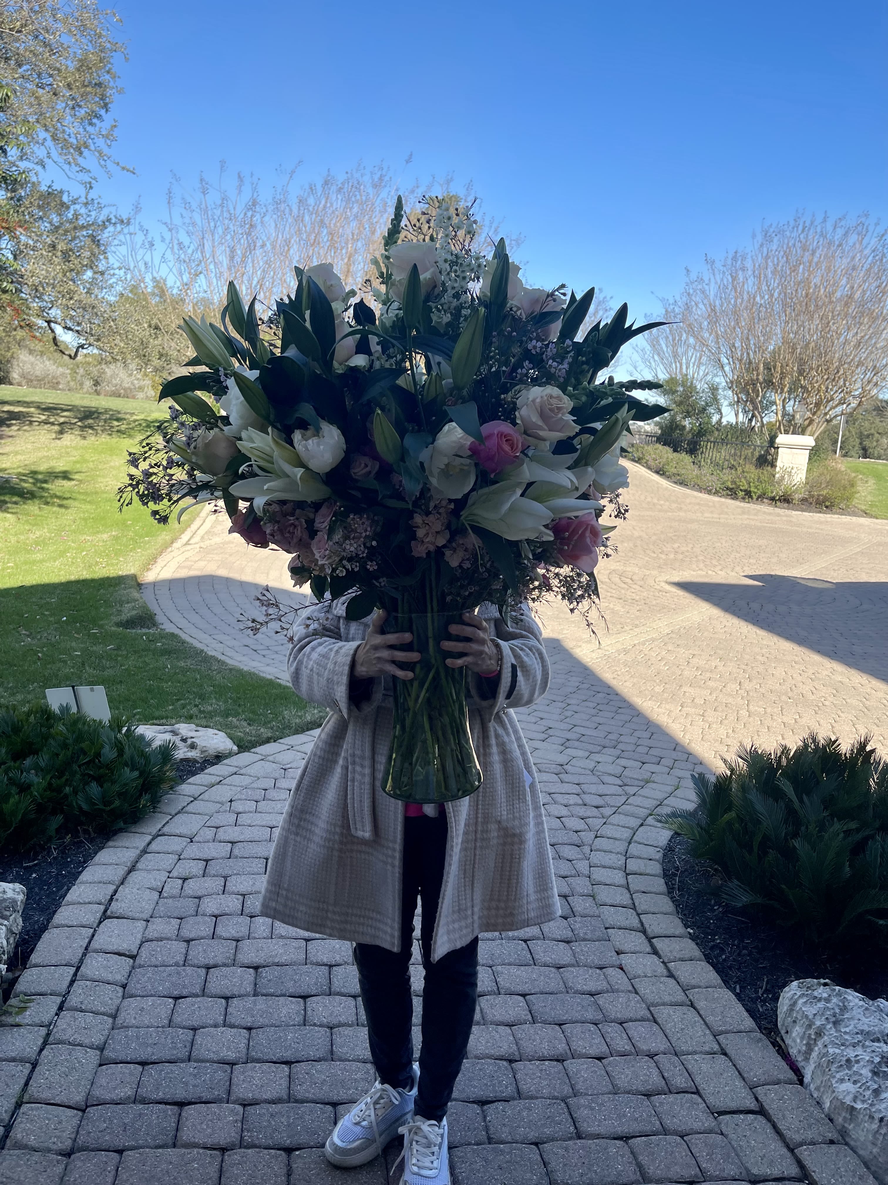 Most popular GRAND DESIGN. - ***PEONIES BACK IN FEBRUARY .**** 35 inch tall design filled with snap dragons, lilies, roses, , larkspur, and spray roses. 