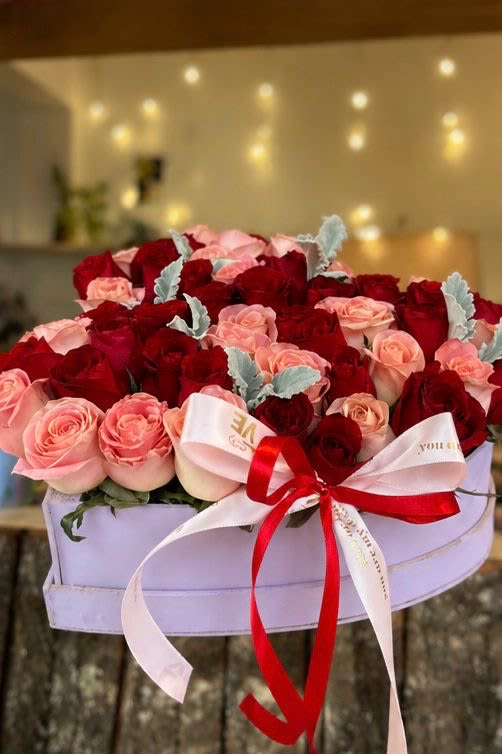 I LOVE YOU, HERE'S A BOX OF ROSES - Perfect for someone you just can't stop thinking about. This will remind them how truly special they are. The flowers are fresh and the presentation is impeccable. 