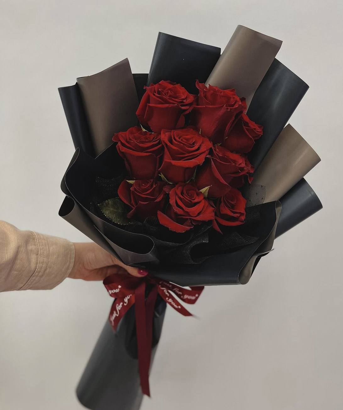 Evelyn  - 9 long red roses with classic wrap 