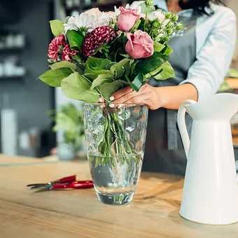 Jumbo Florist Choice seasonal bouquet - Gorgeous spray of local blooms, 50-60 stems of the freshest premium flowers.  These arrangments are vased and come with a complimentary card and ribbon.  Delivery is waived on orders over $150 locally and over $200 in NYC.  