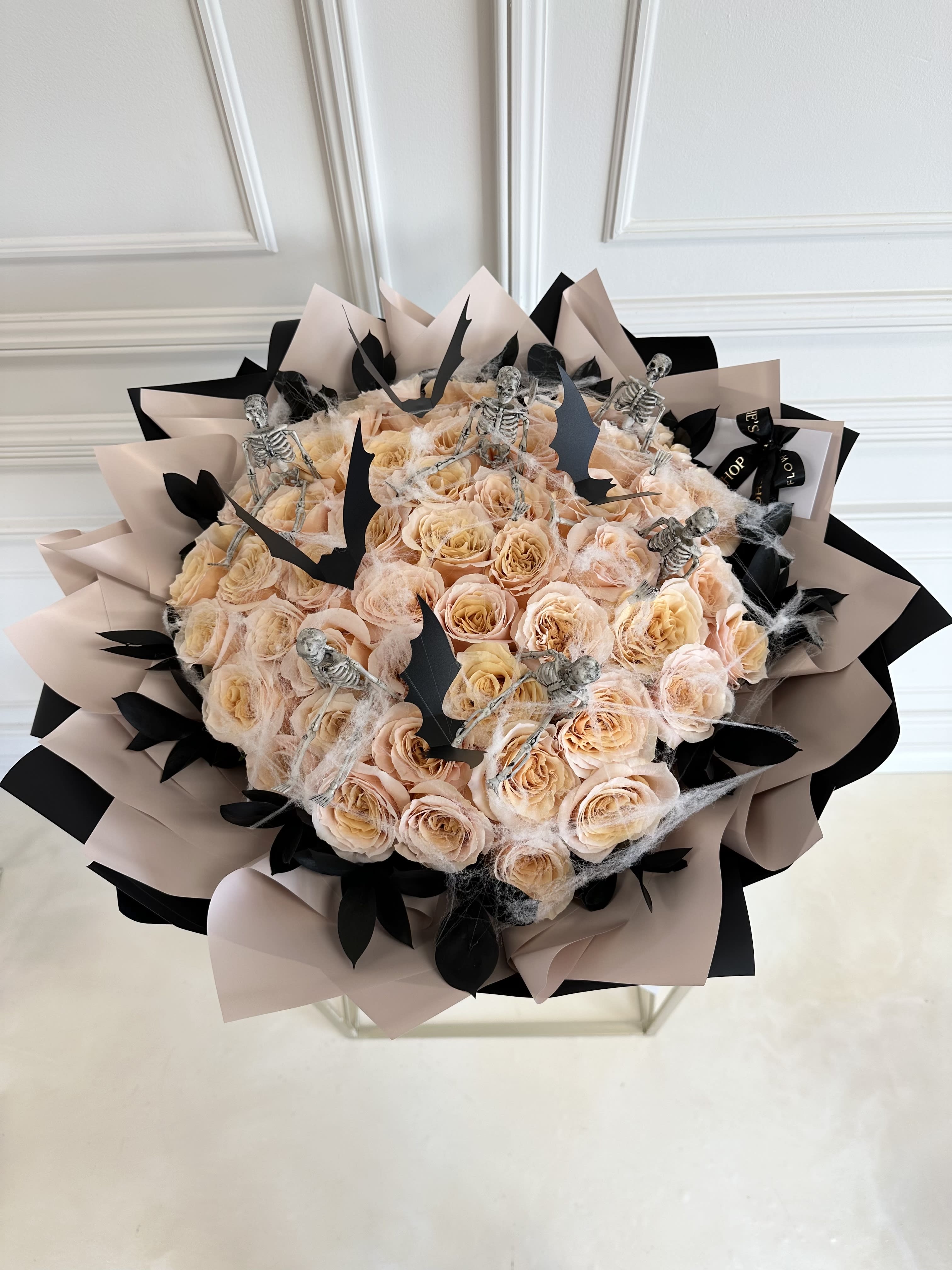 MFS Bats &amp; Bones  - Halloween Theme Bouquet   (Glass vase is not included) 