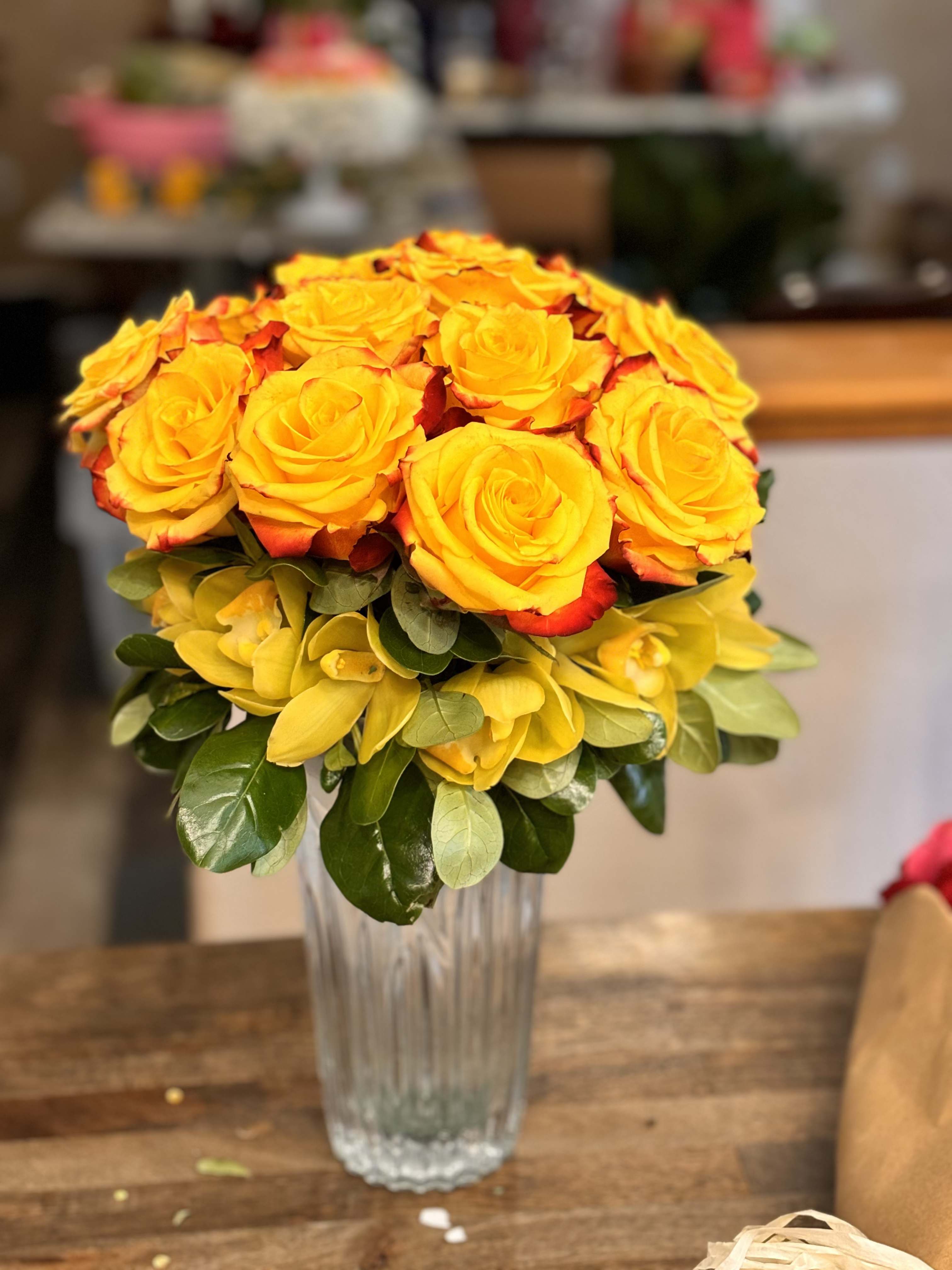 Holy Glory by Metamorphosis - The perfect arrangement for every occasion