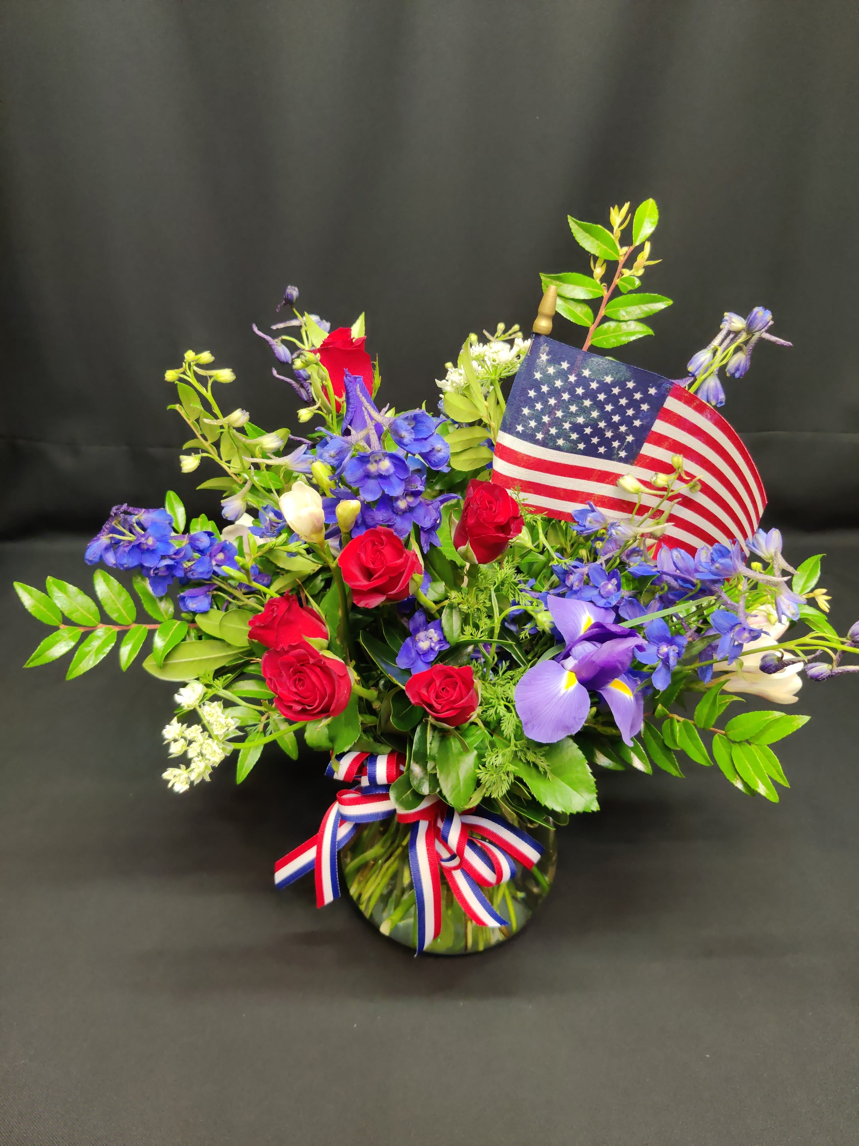 Red White and Blue Centerpiece - Precious gift to let our military family know we appreciate their sacrifice. Send to surviving family to let them know we have not forgotten.