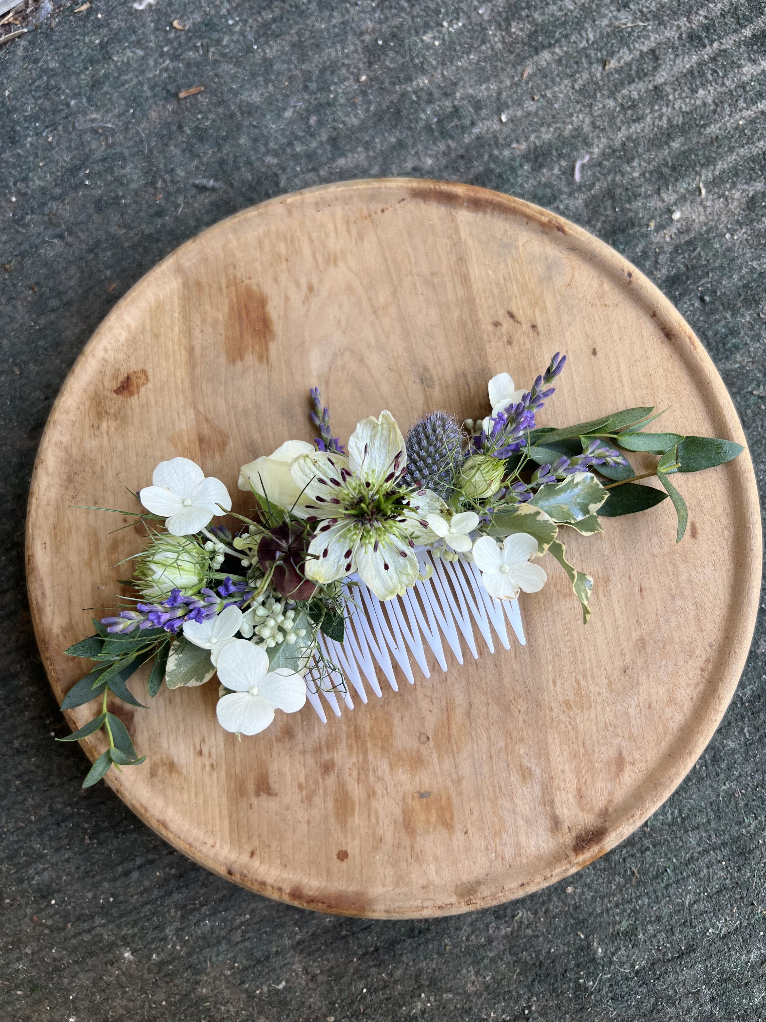 Custom Floral Hair Comb - Add the perfect finishing touch to your special day with a one-of-a-kind custom floral hair comb, handcrafted just for you. Whether you're walking down the aisle, attending prom, celebrating a special event, or simply want to add a touch of floral beauty to your everyday style, each piece is thoughtfully designed to reflect your unique vision. 