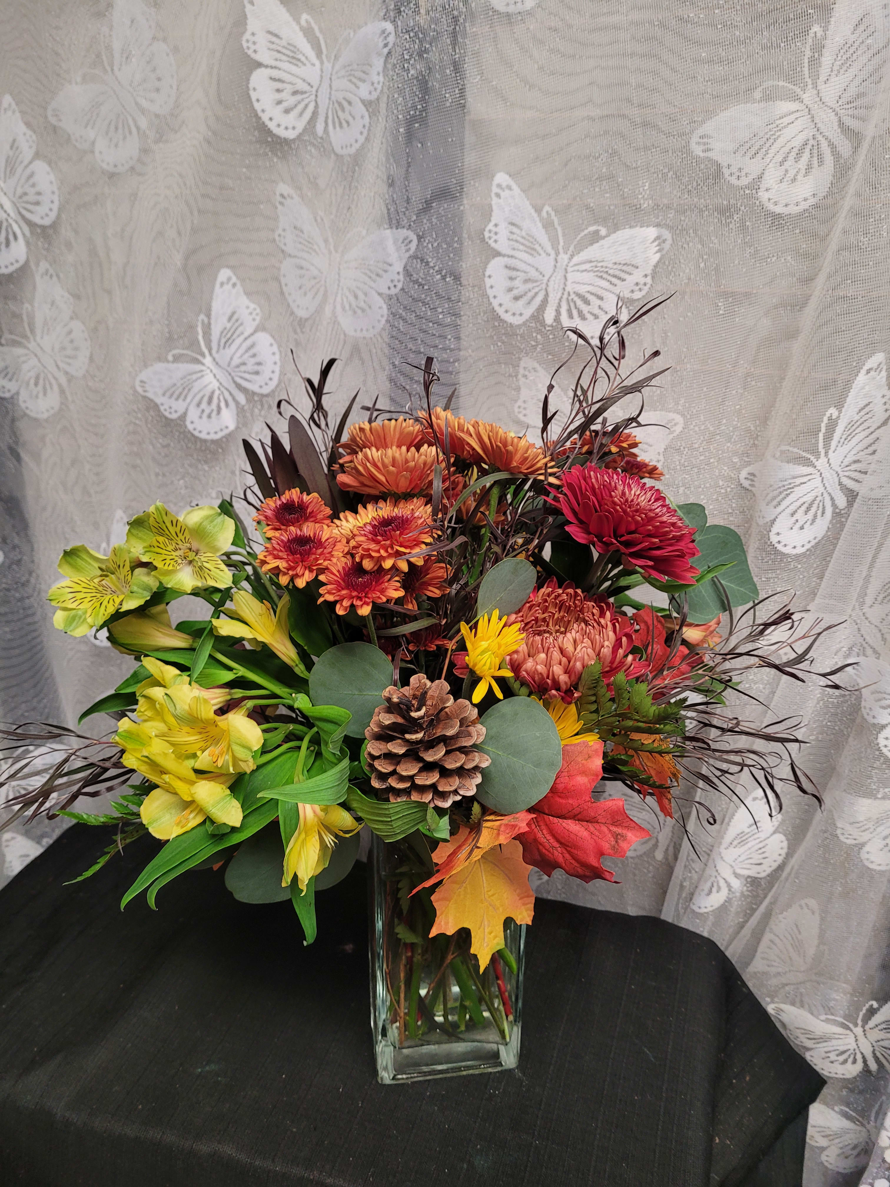Fab fall - Mixed fall colors make this beautiful autumn arrangement 