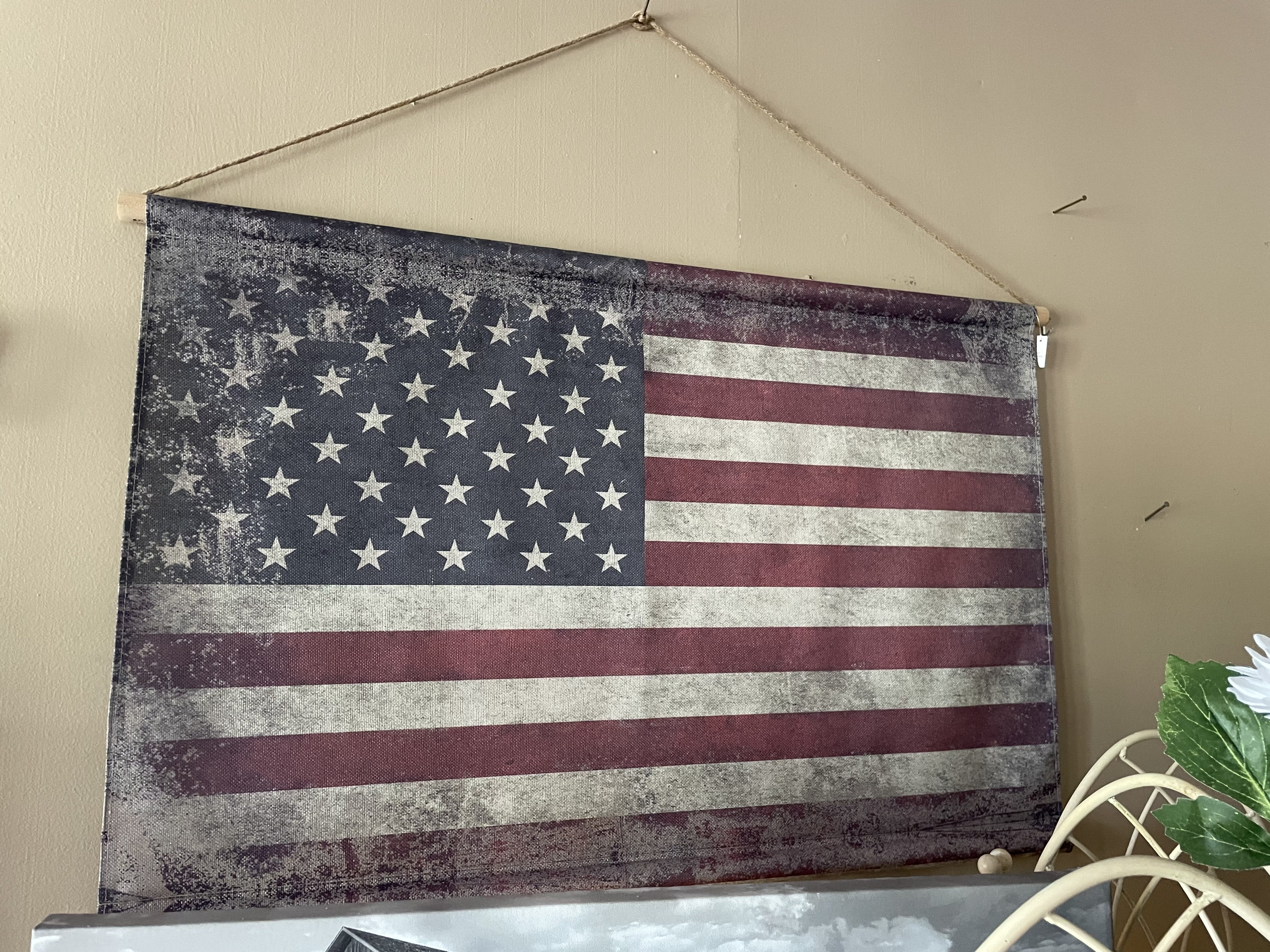 USA Hanging Decor - Large USA Flag Scroll