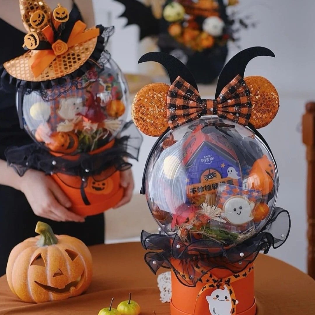 Halloween gift boxes with pumpkin and mouse-ear decorations