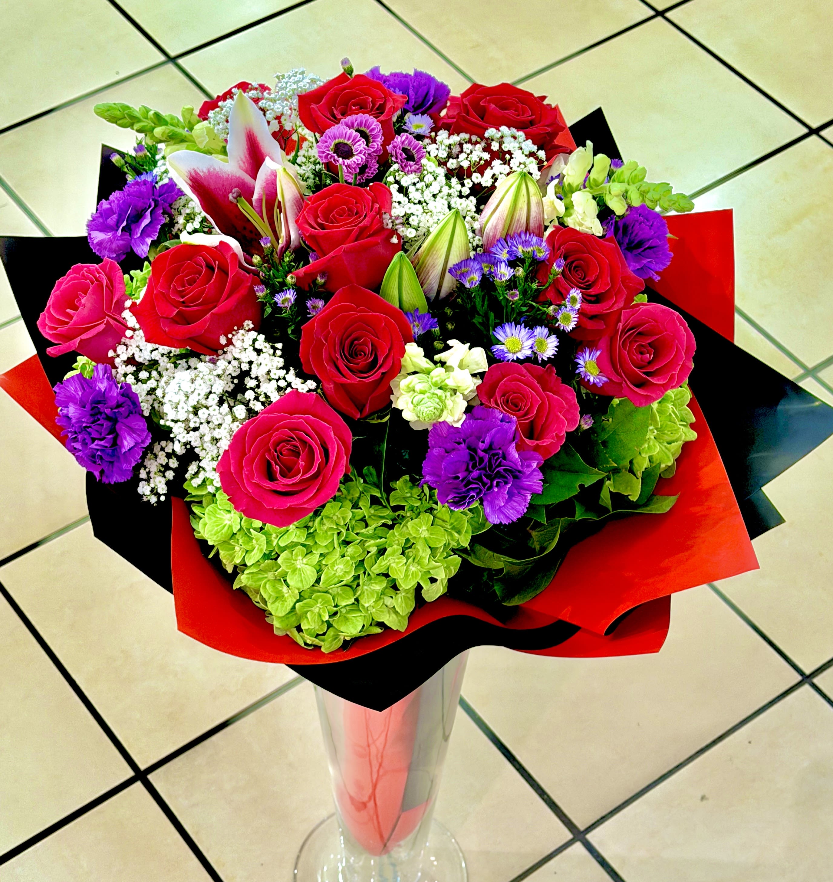 Valentine's Day Flowers Delivery Federal Way | Angel's Green