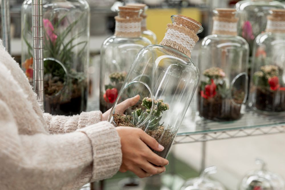 How to Make a Mason Jar Flower Arrangement at Home