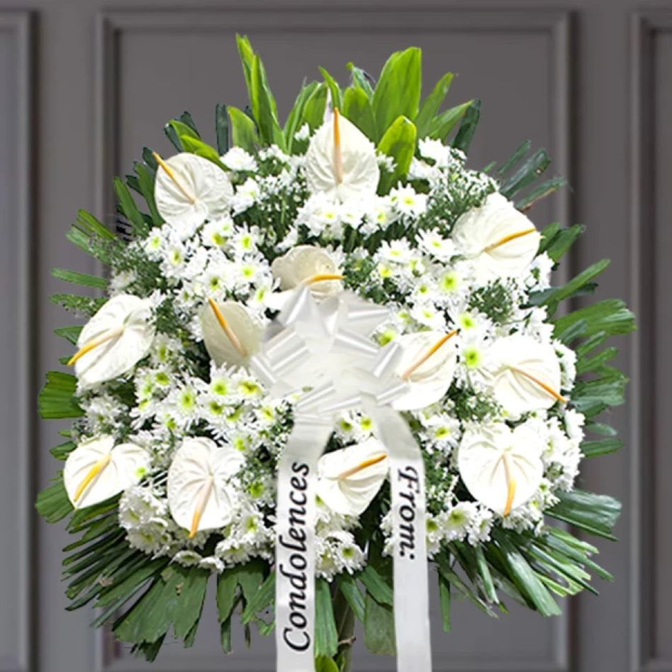 Flower Arrangements Appropriate for a Funeral