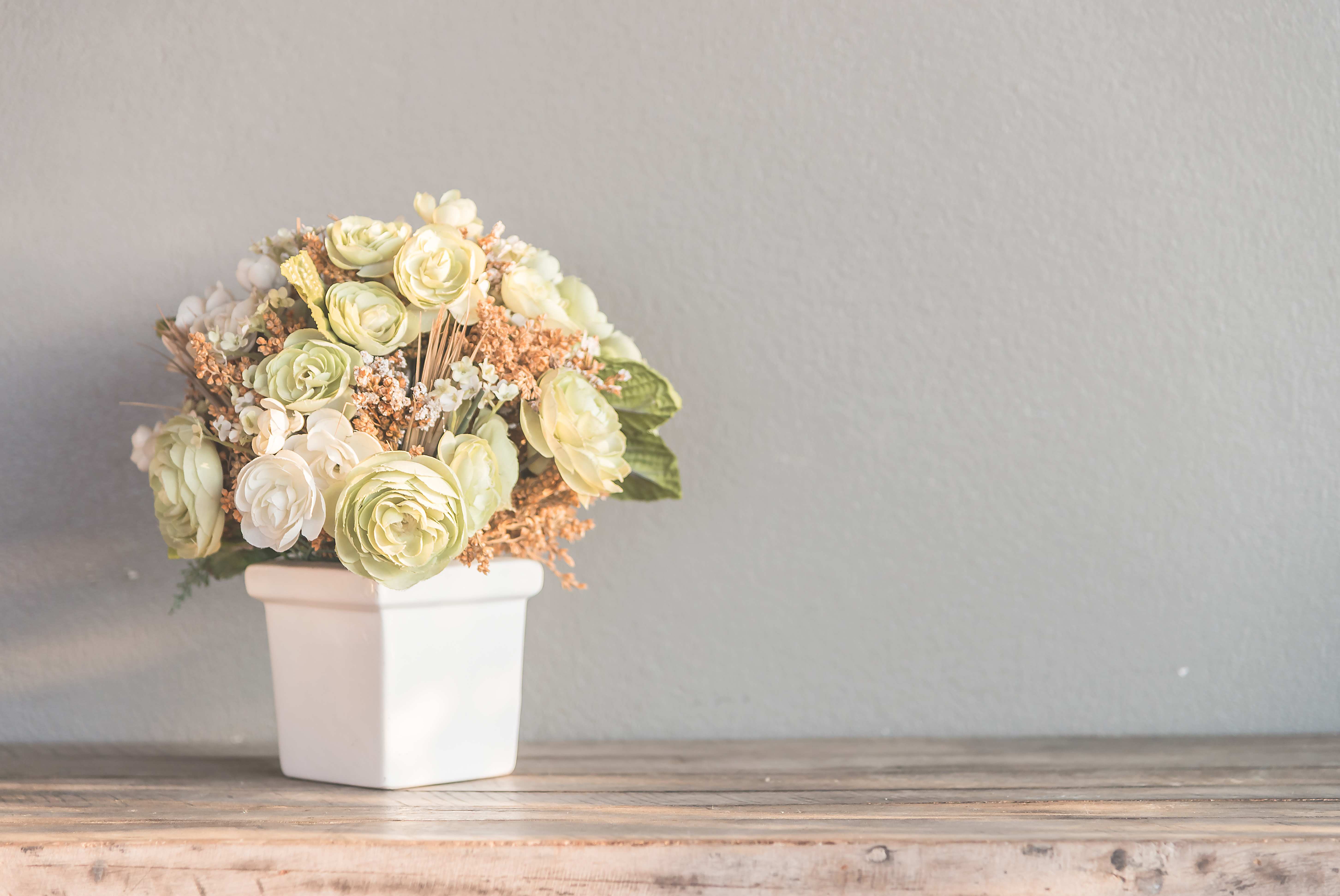 The Art of How to Make a Pedestal Flower Arrangement