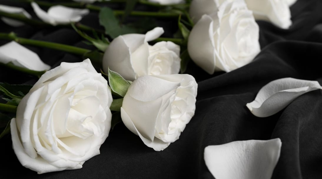 Sympathy Flowers vs. Funeral Flowers