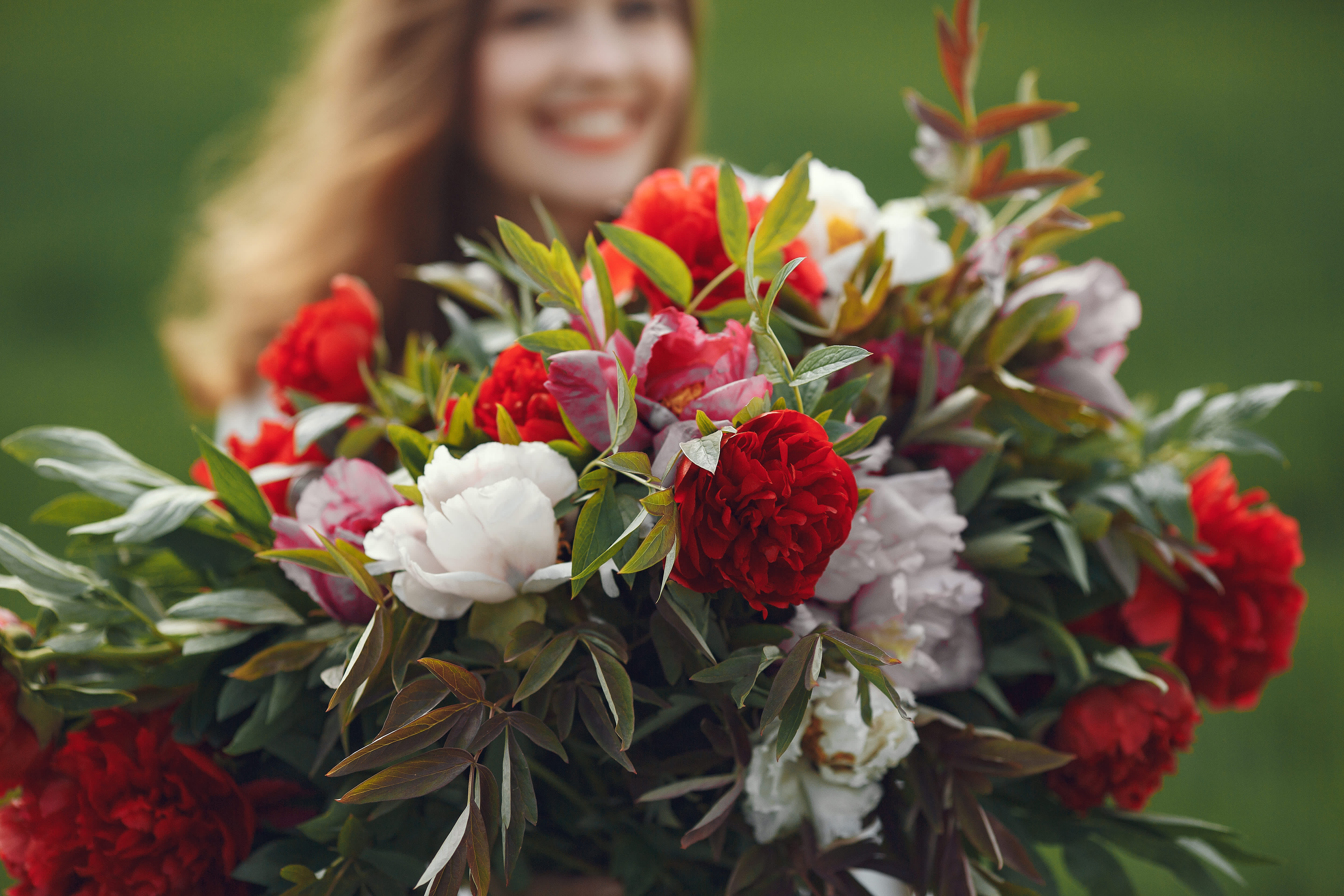 Top Flower Picks for a Ruby Anniversary