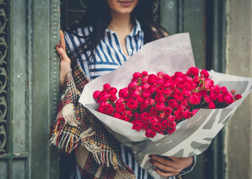 How Same-Day Flower Delivery Works