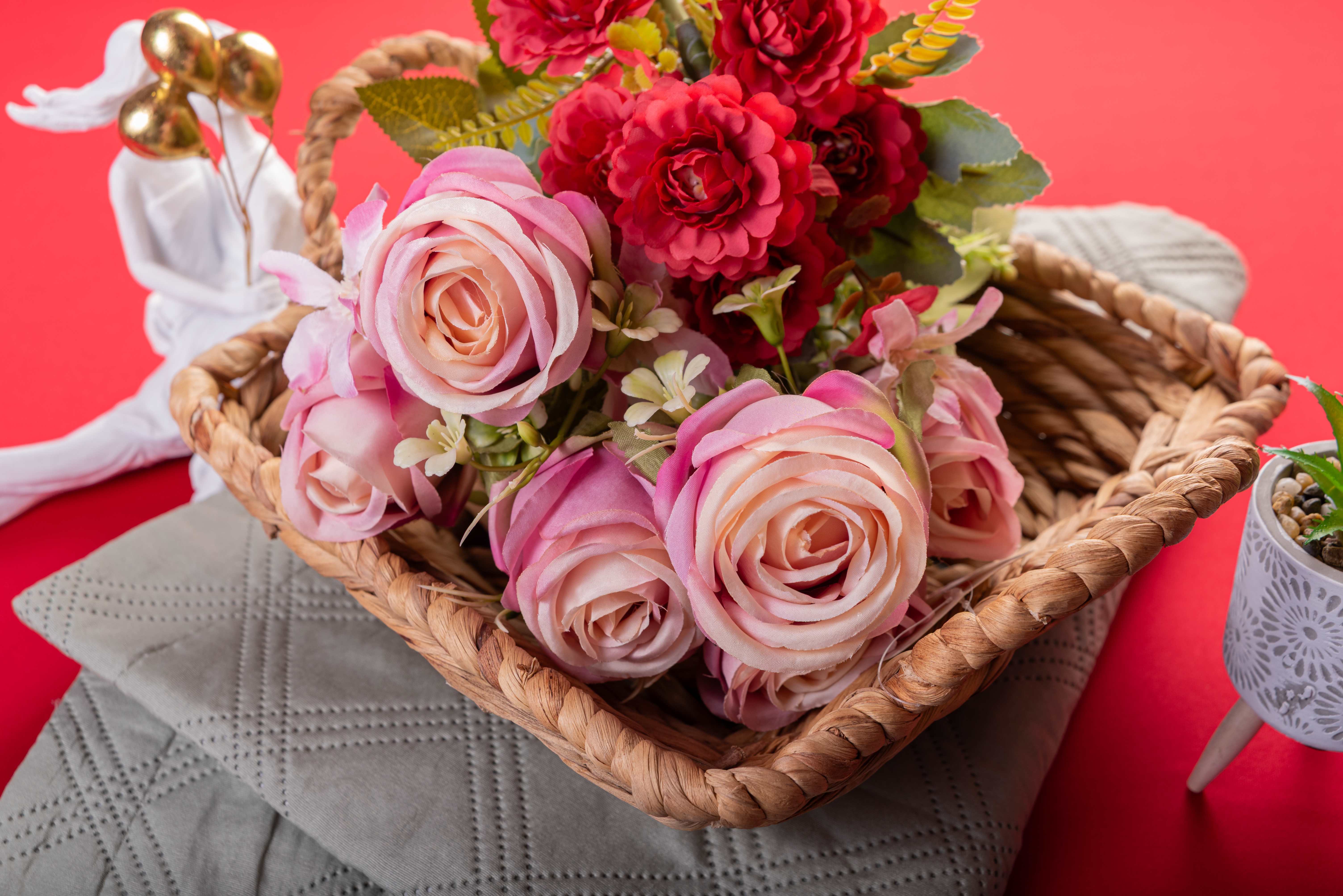 Top Flower to Celebrate a Decade of Love