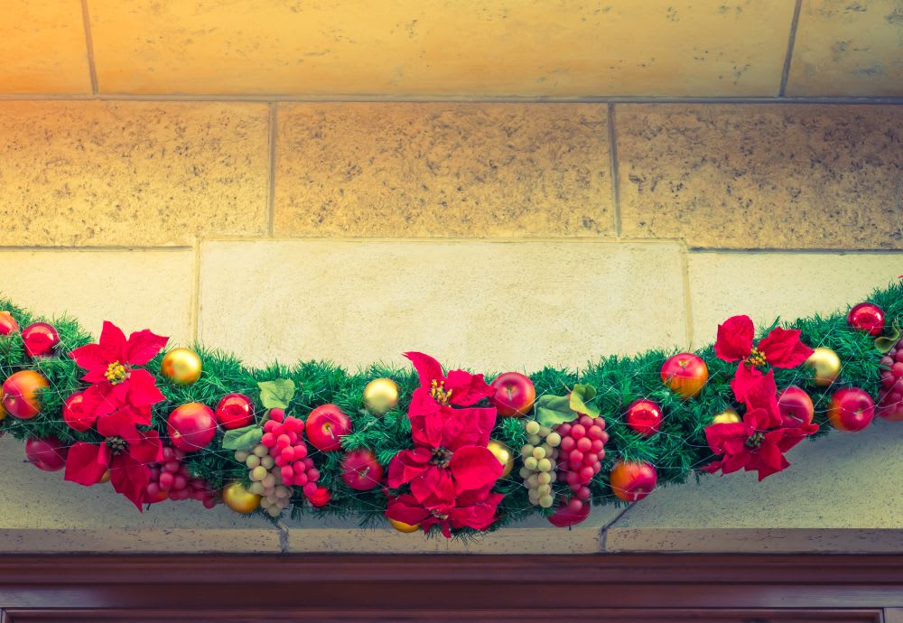 Making a Garland Flower Arrangement for Beginners