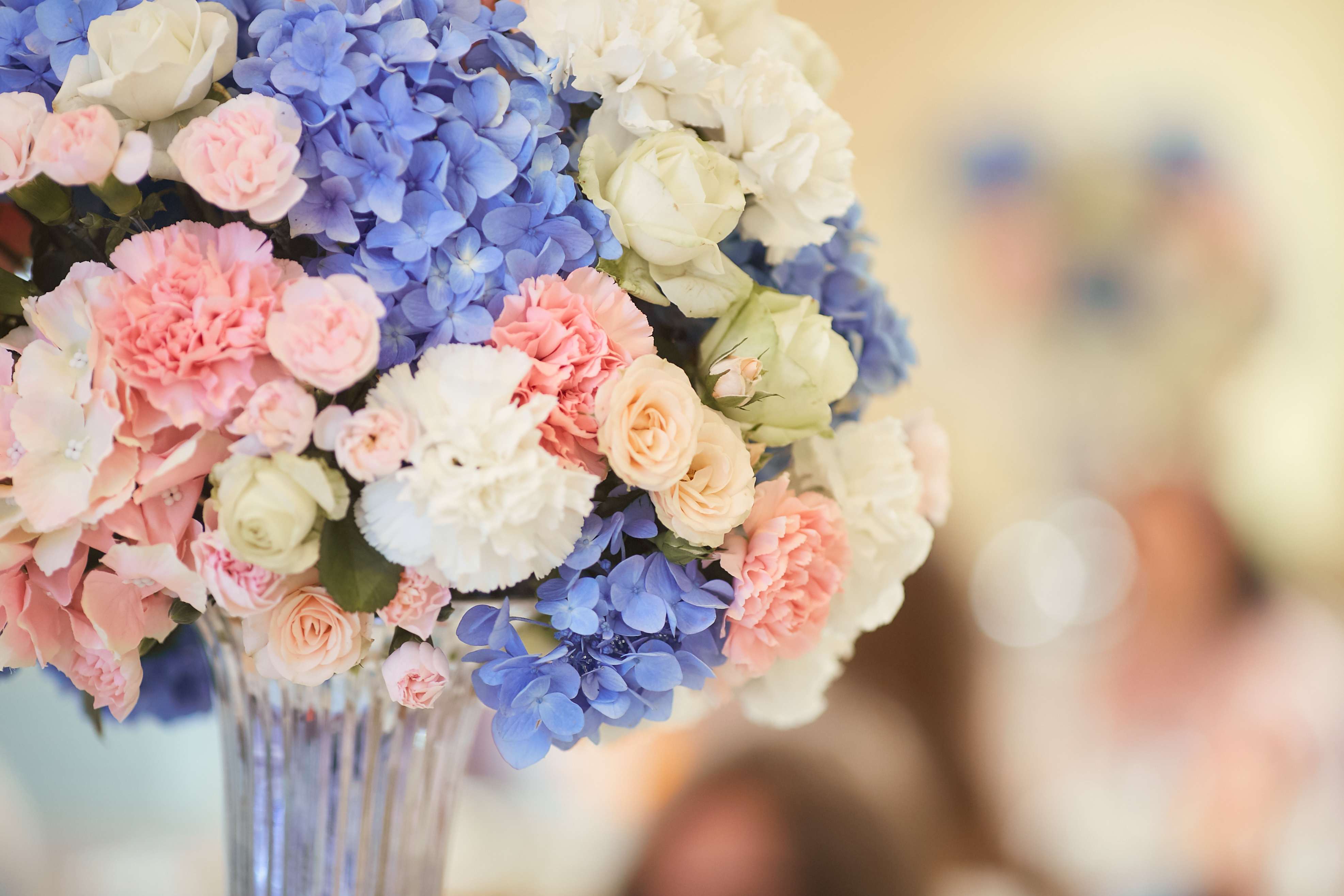 Make a Stunning Large Wedding Flower Arrangement