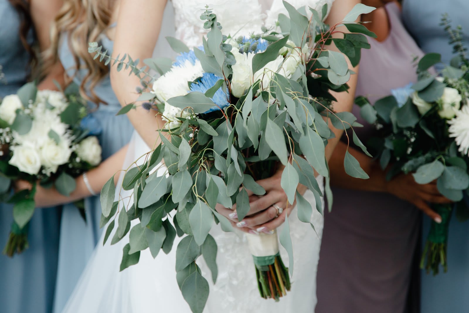 Seasonal wedding bouquet in soft autumn colors