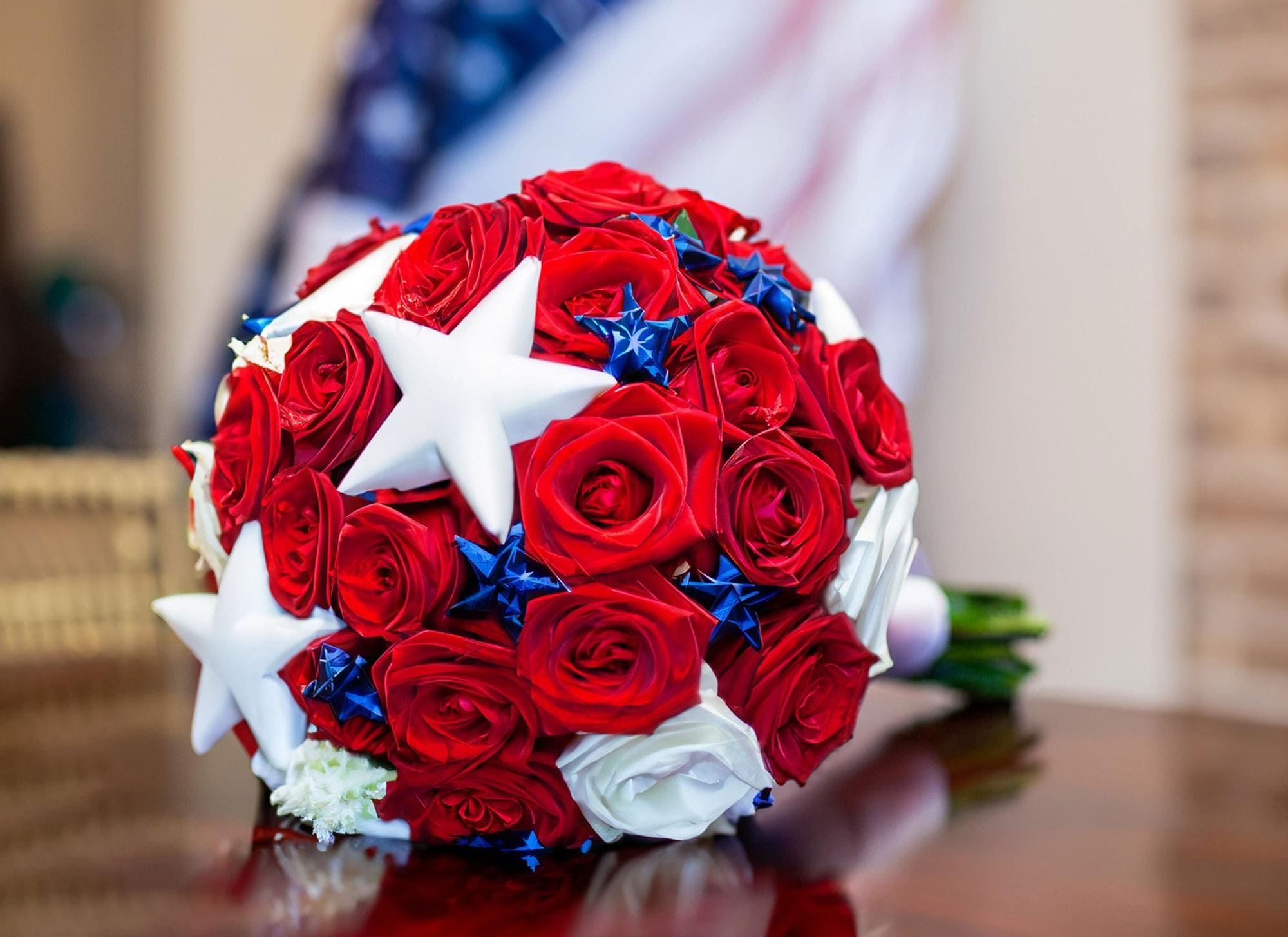 Exploring Unique Floral Arrangements for Fourth of July in Tomball
