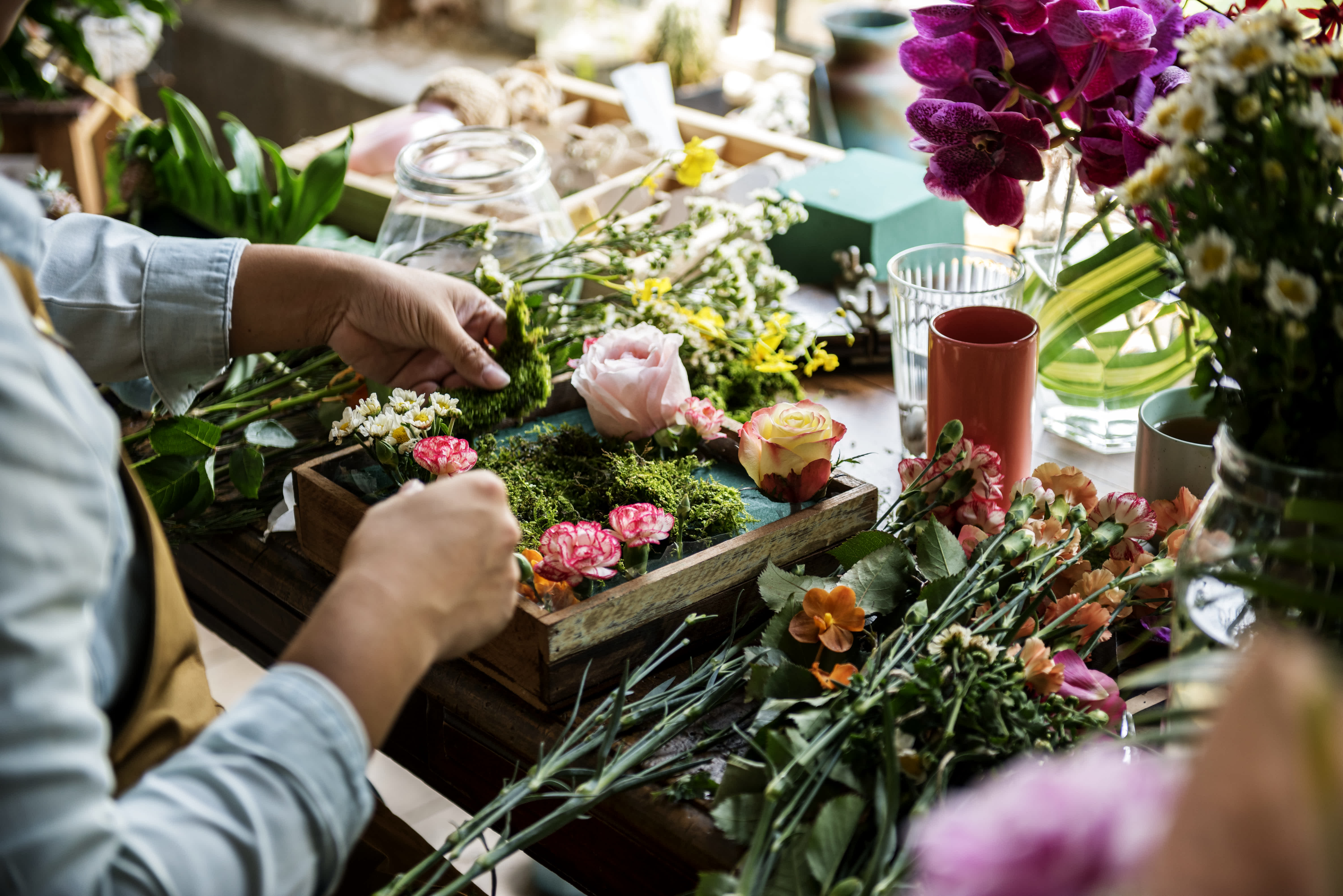 florist make flower in flower concepts Houston