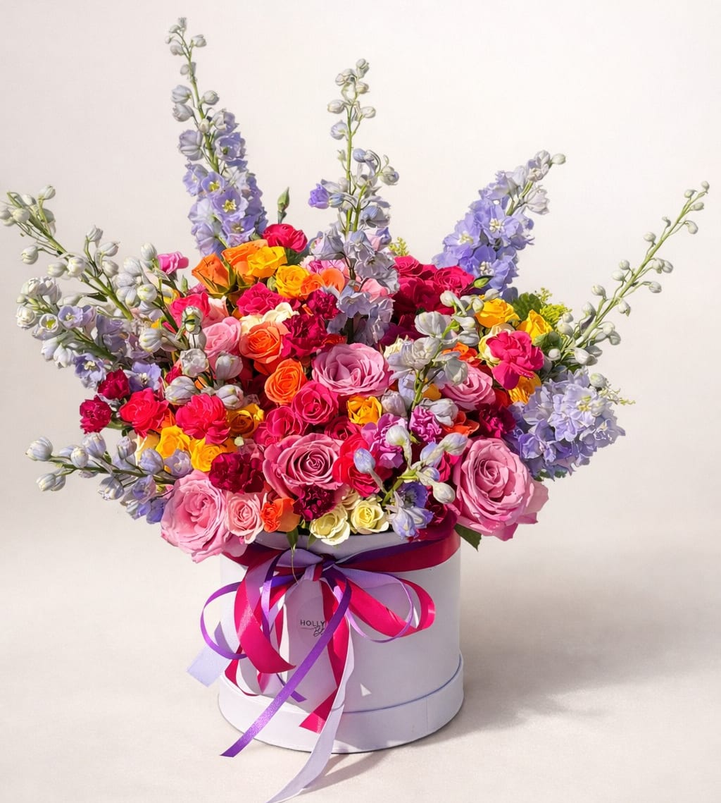Why Flowers in a Box Are the Perfect Hollywood Gift