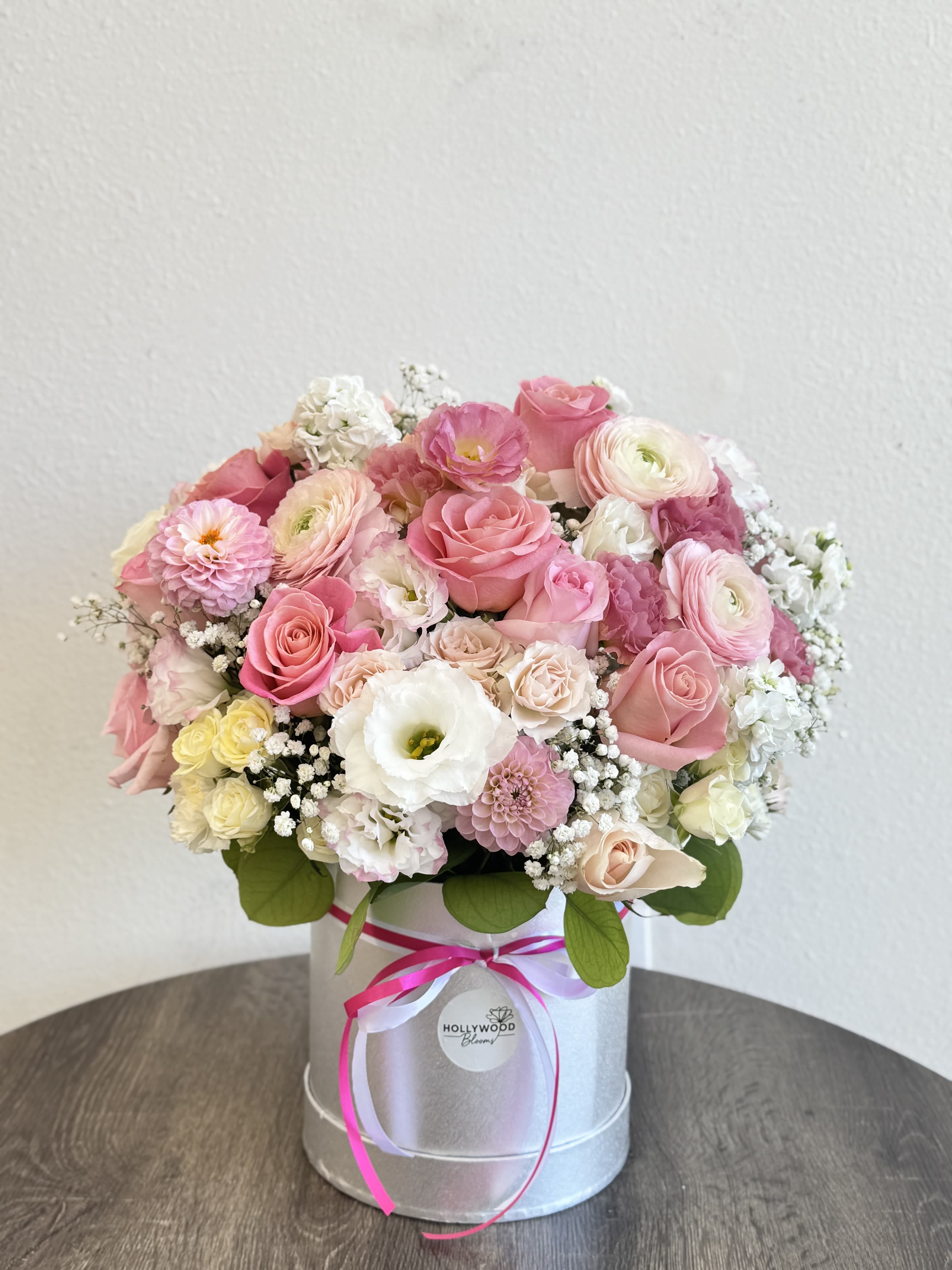 Same-Day Flower Delivery in Hollywood