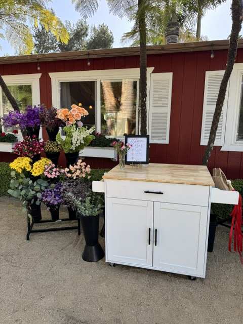 Flower Cart Rental | Flower Synergy