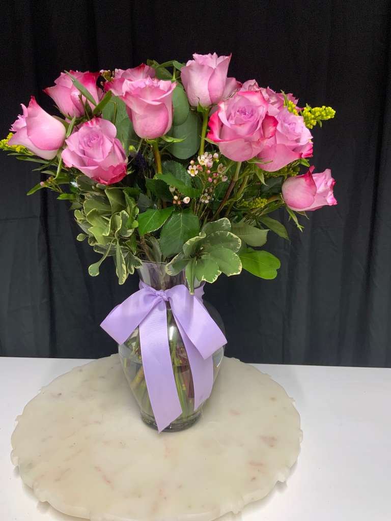 Fresh lilac roses