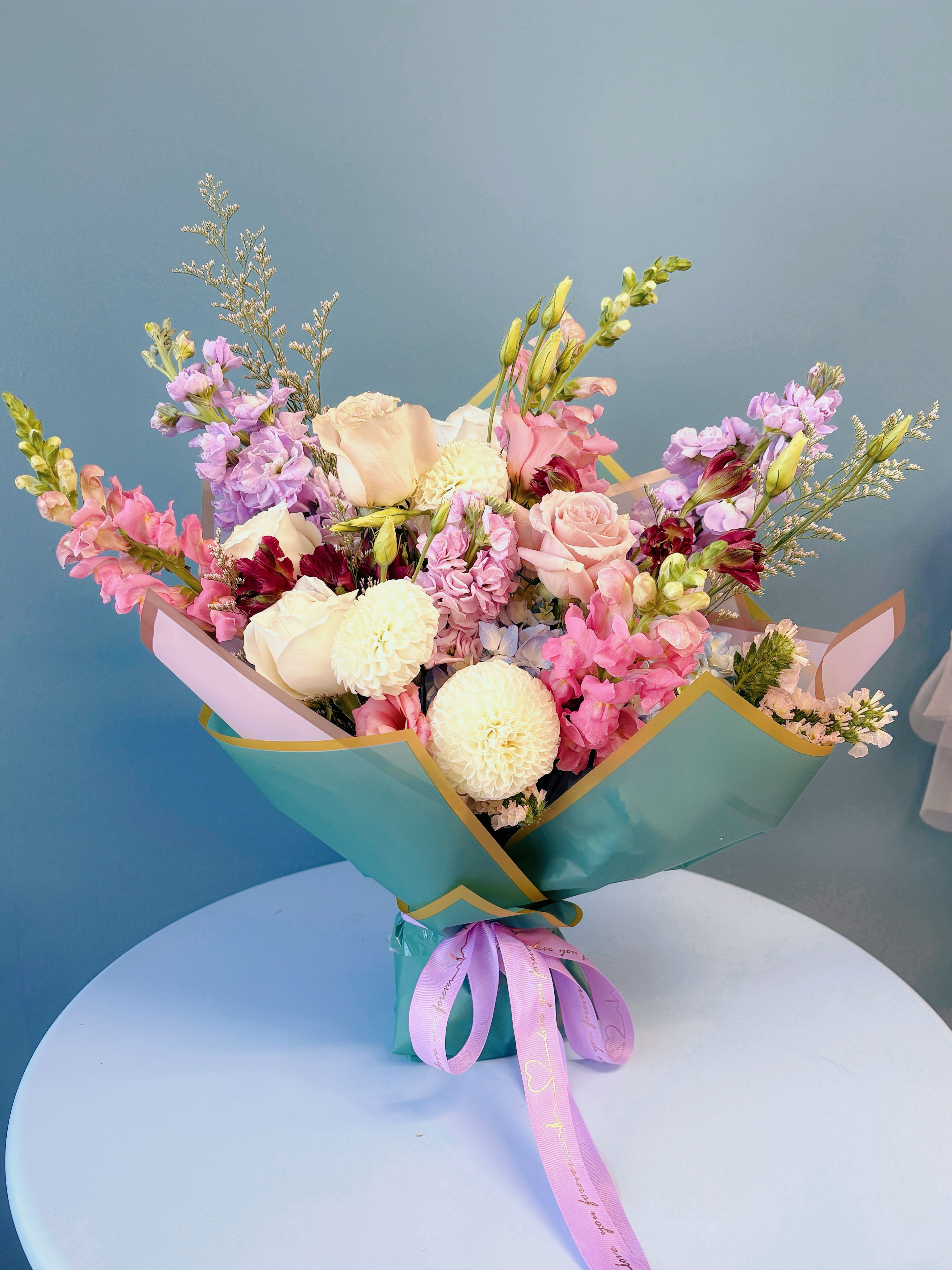 How to Make Fresh Flowers Last Longer: Florist Tips from LaRose Flowers