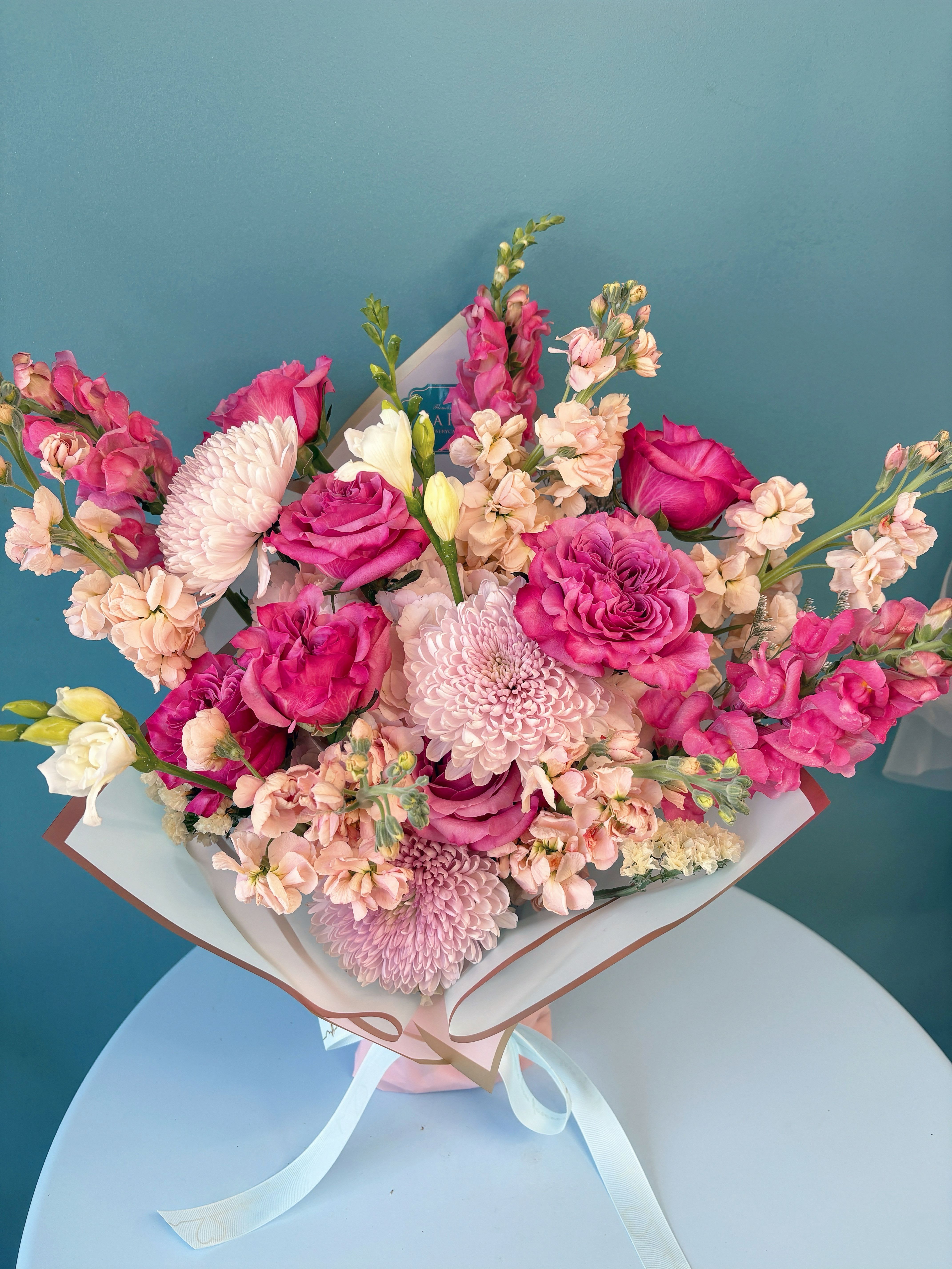 How to Keep Cut Flowers Fresh Longer: 10 Florist Approved Tips
