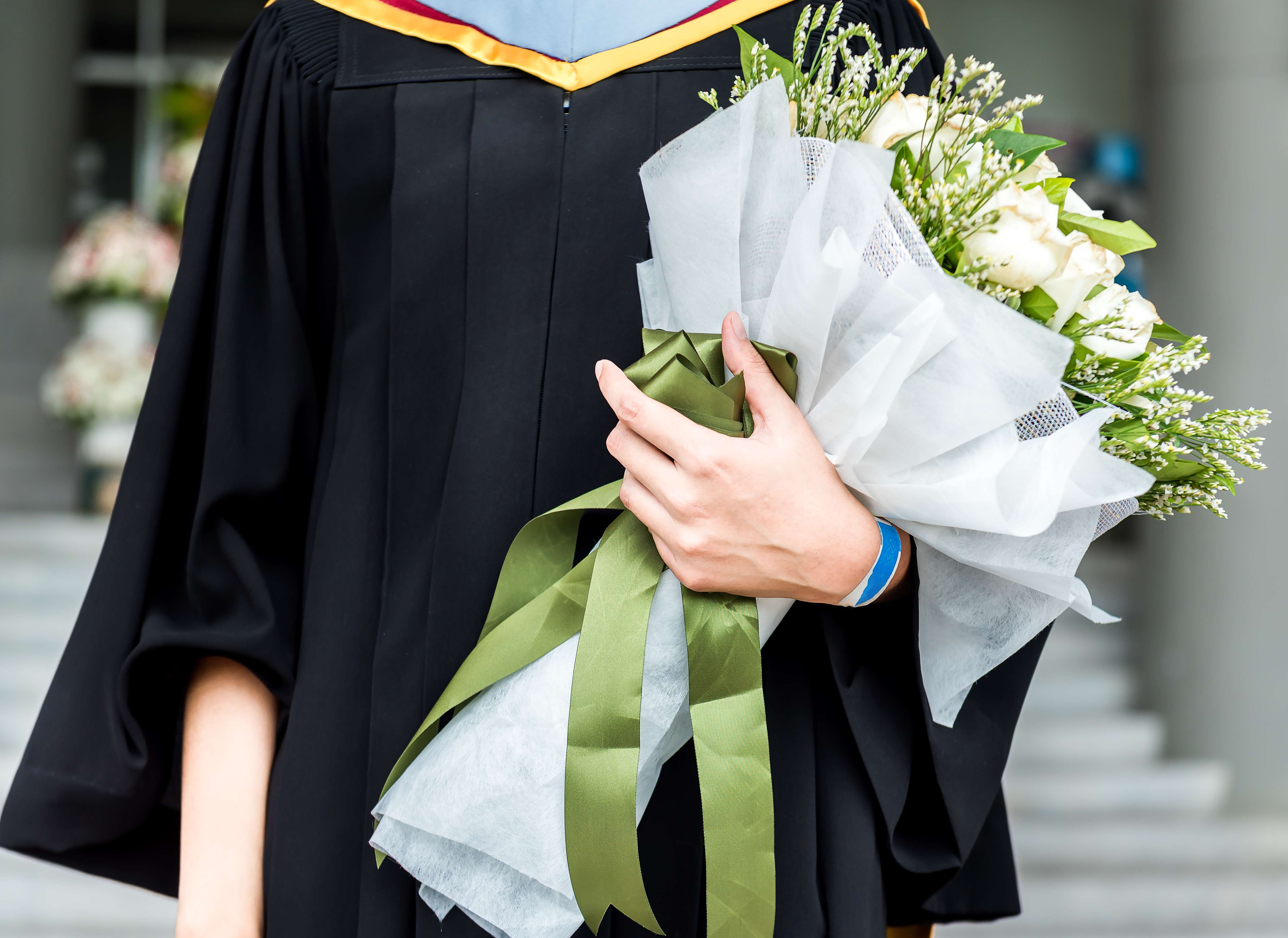 Best Choices For Graduation Flowers in NH