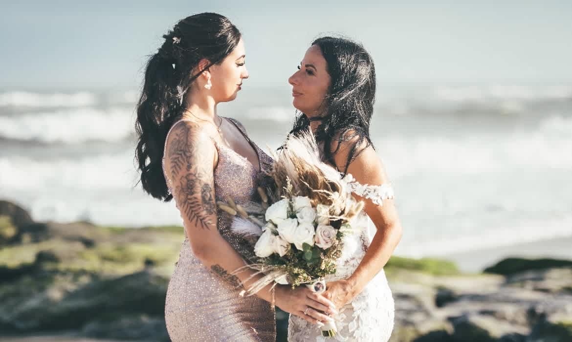 Best Flowers for Outdoor Weddings: A Guide to Choos