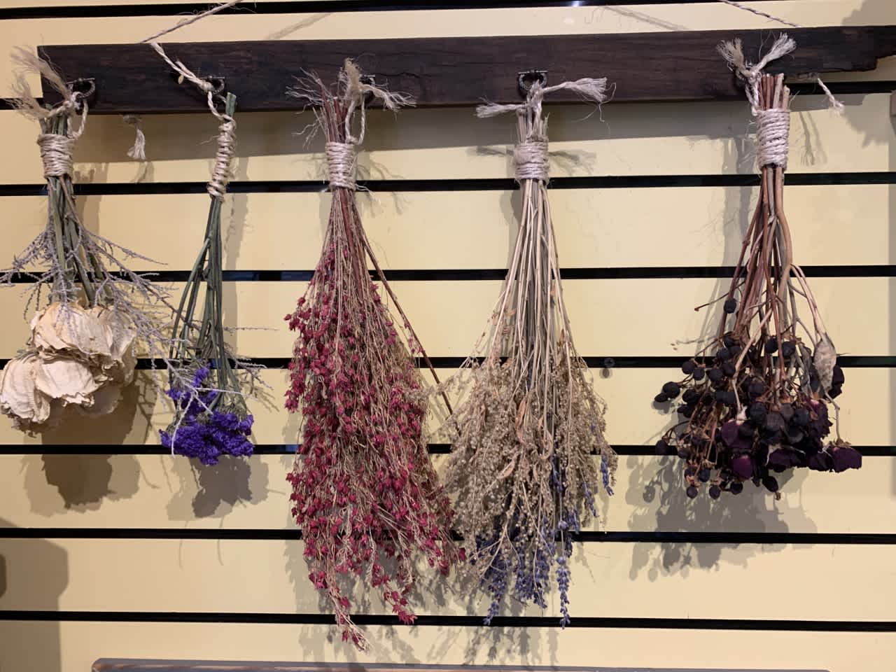 Dried Flowers as Decor