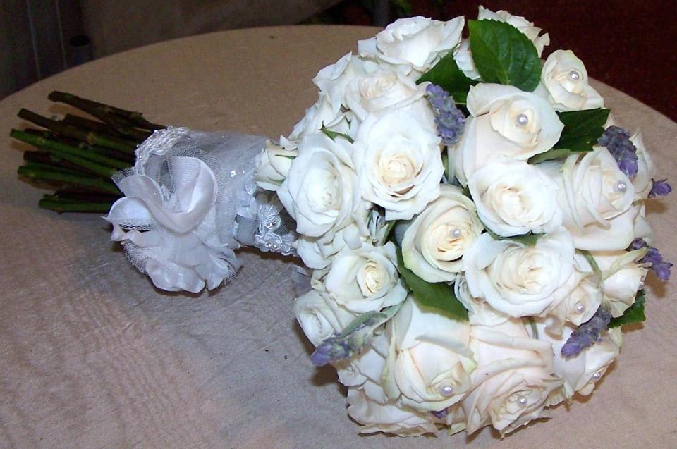 10 Things You Should Never Tell Your Wedding Florist