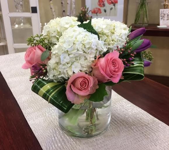 DIY: Make Your Own Easter Centerpiece