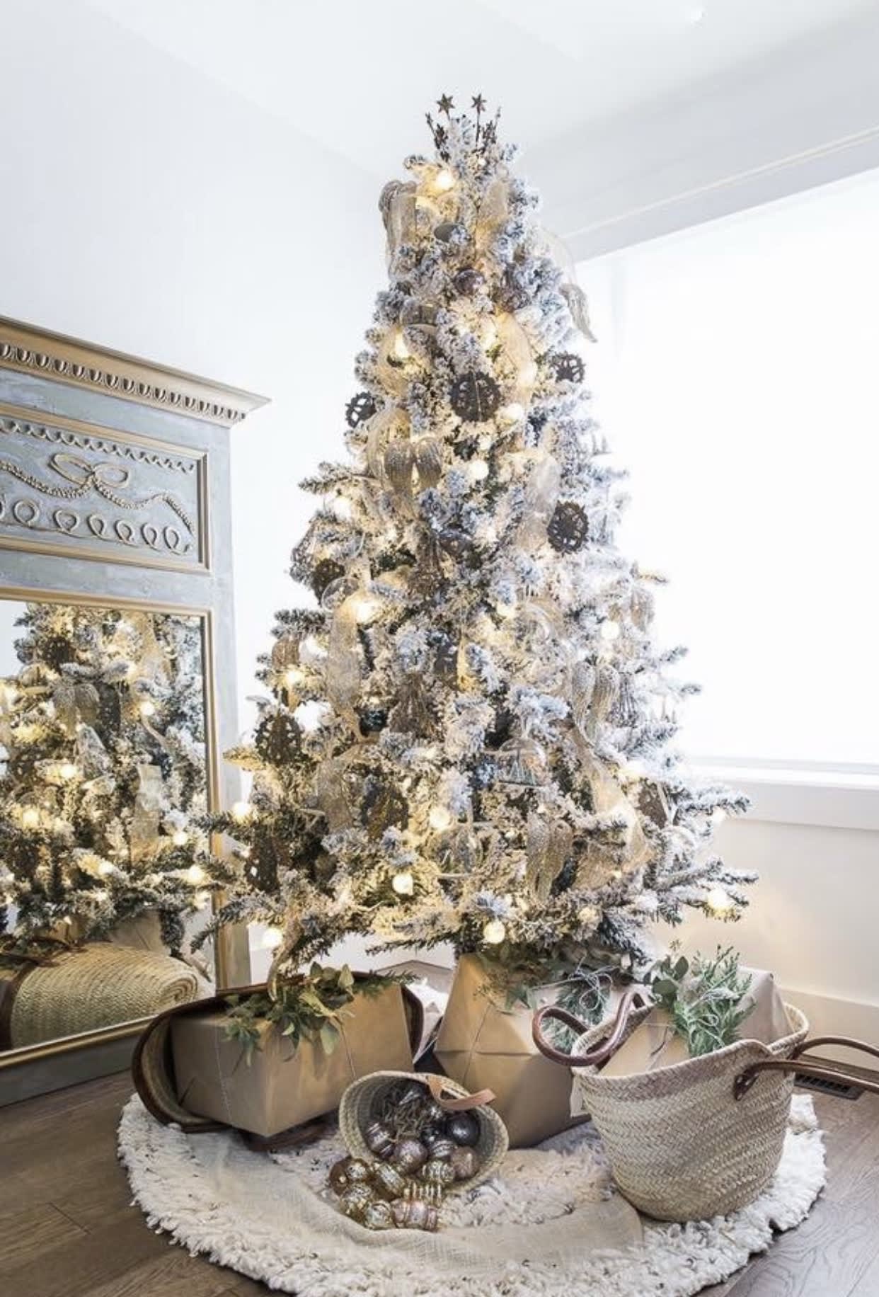 Holiday Décor Services | Flowers by the Sea