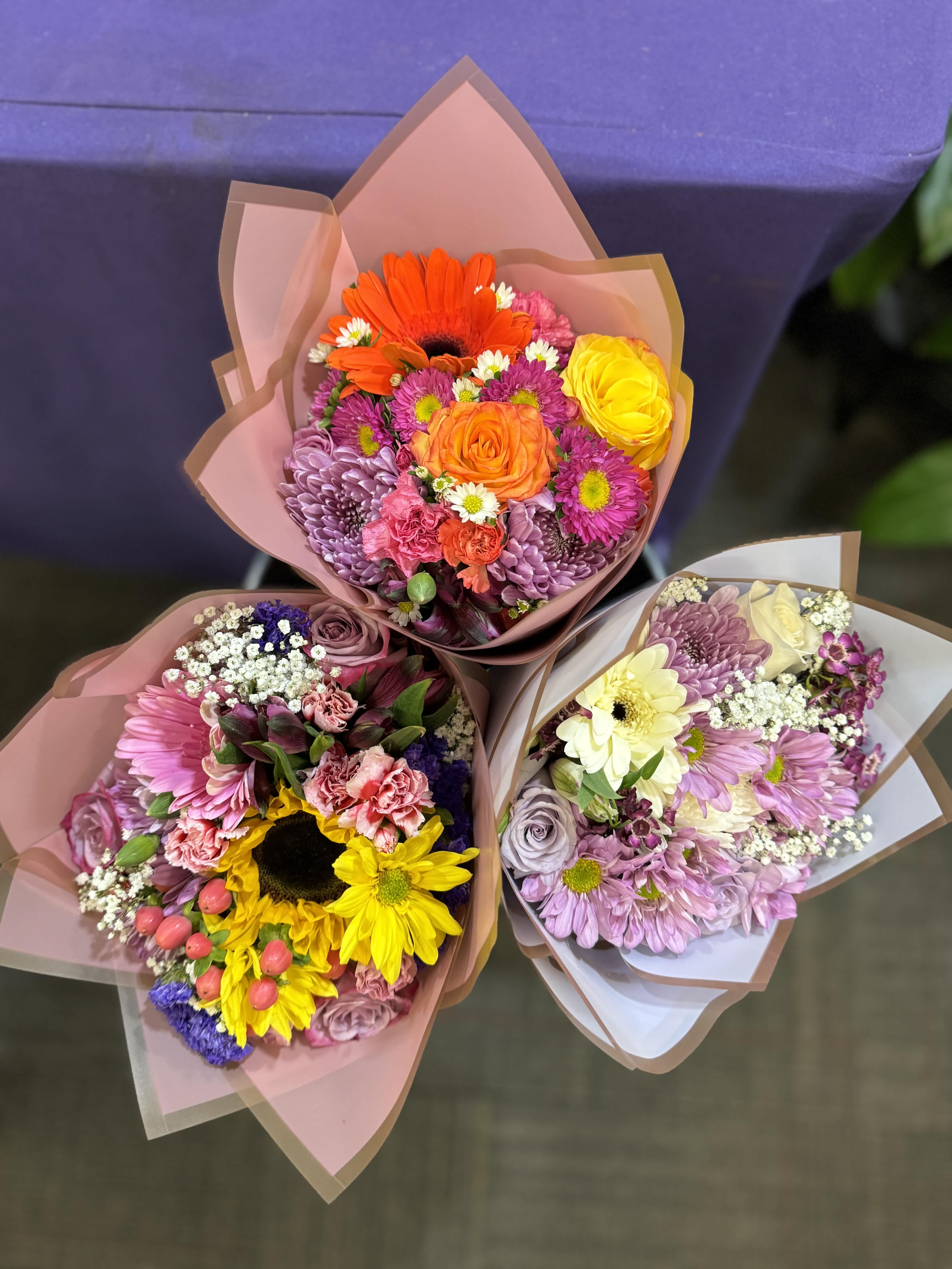 What are the best flowers to send for a graduation?
