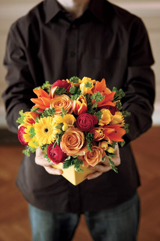 5 Reasons to Send Flowers