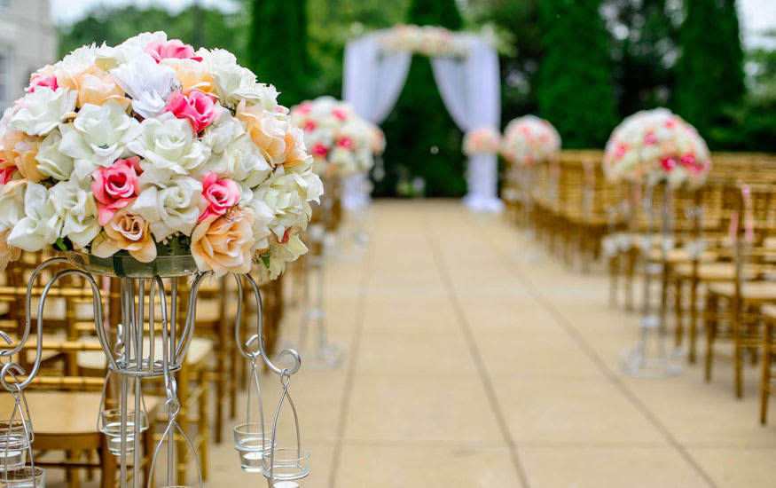 Hot “Flower-Centric” Wedding Trends 