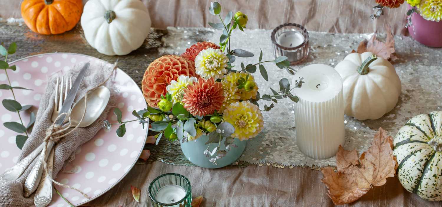 10 Elegant Thanksgiving Tablescape Ideas