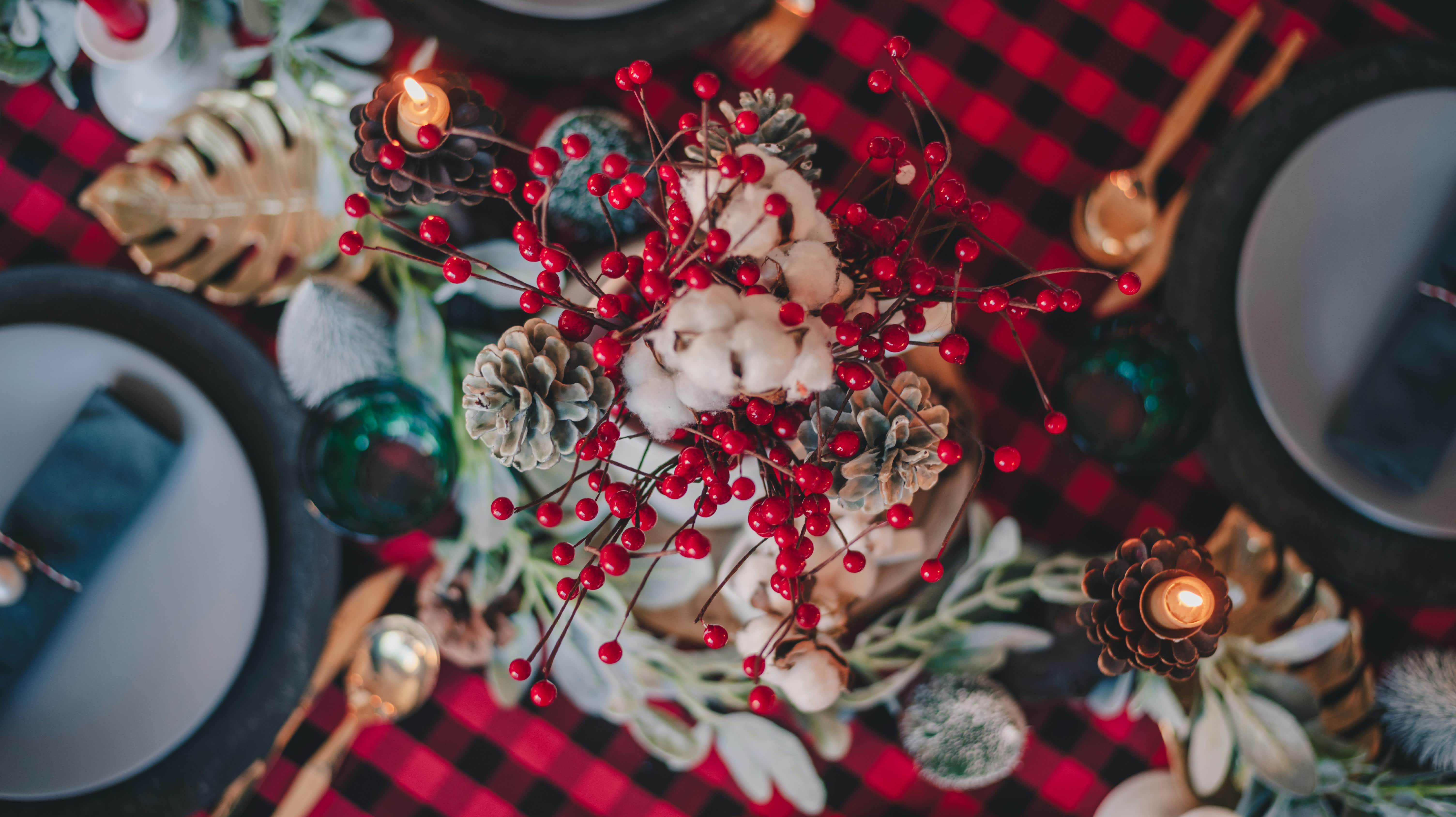 Christmas Flower Ideas for Decorating Your Home