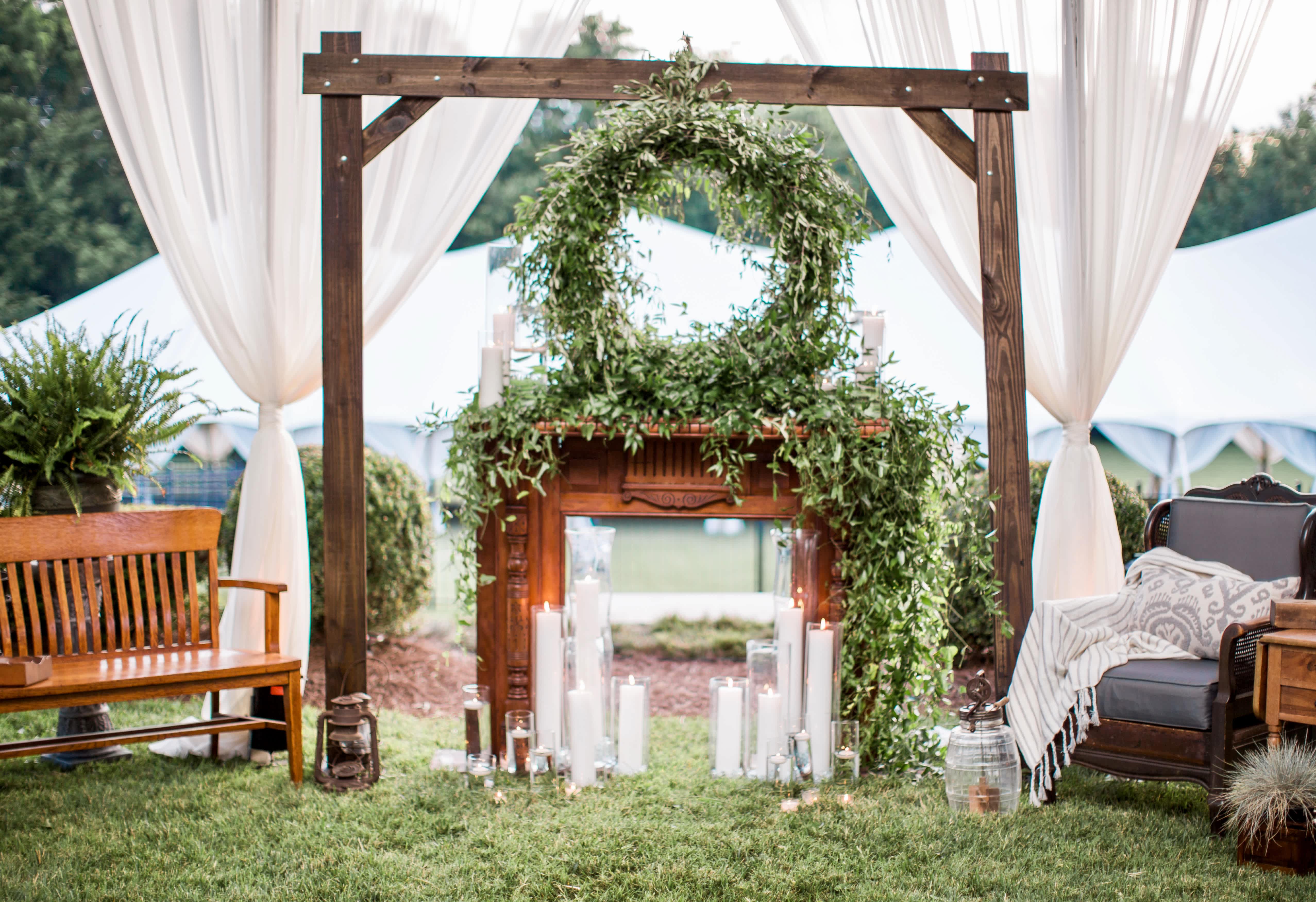 Southern summer rehearsal dinner at home