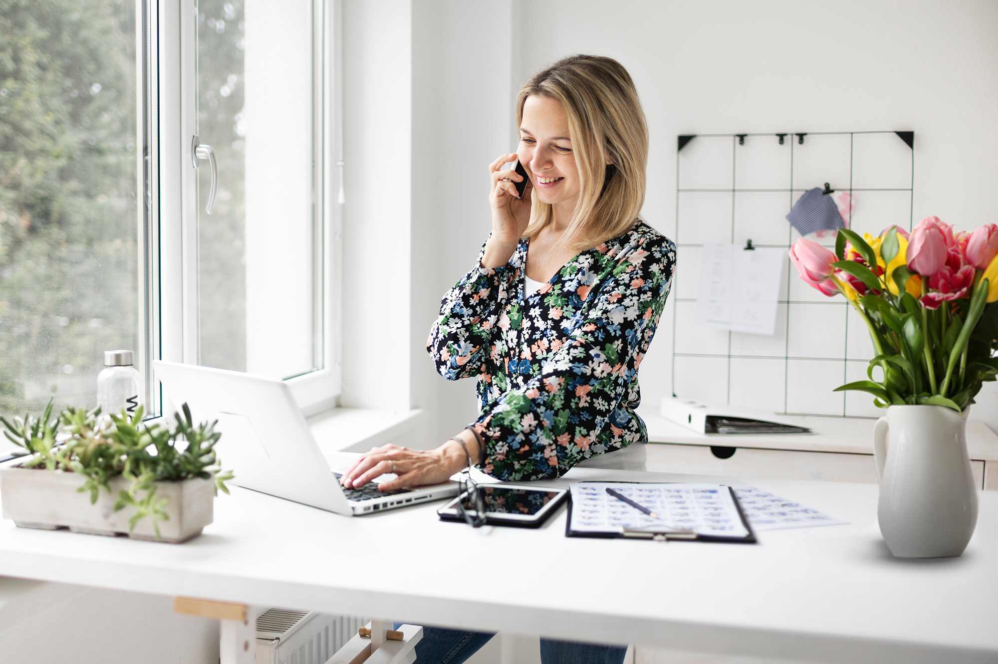 7 Best Gift Ideas for Your Office to Enhance Product