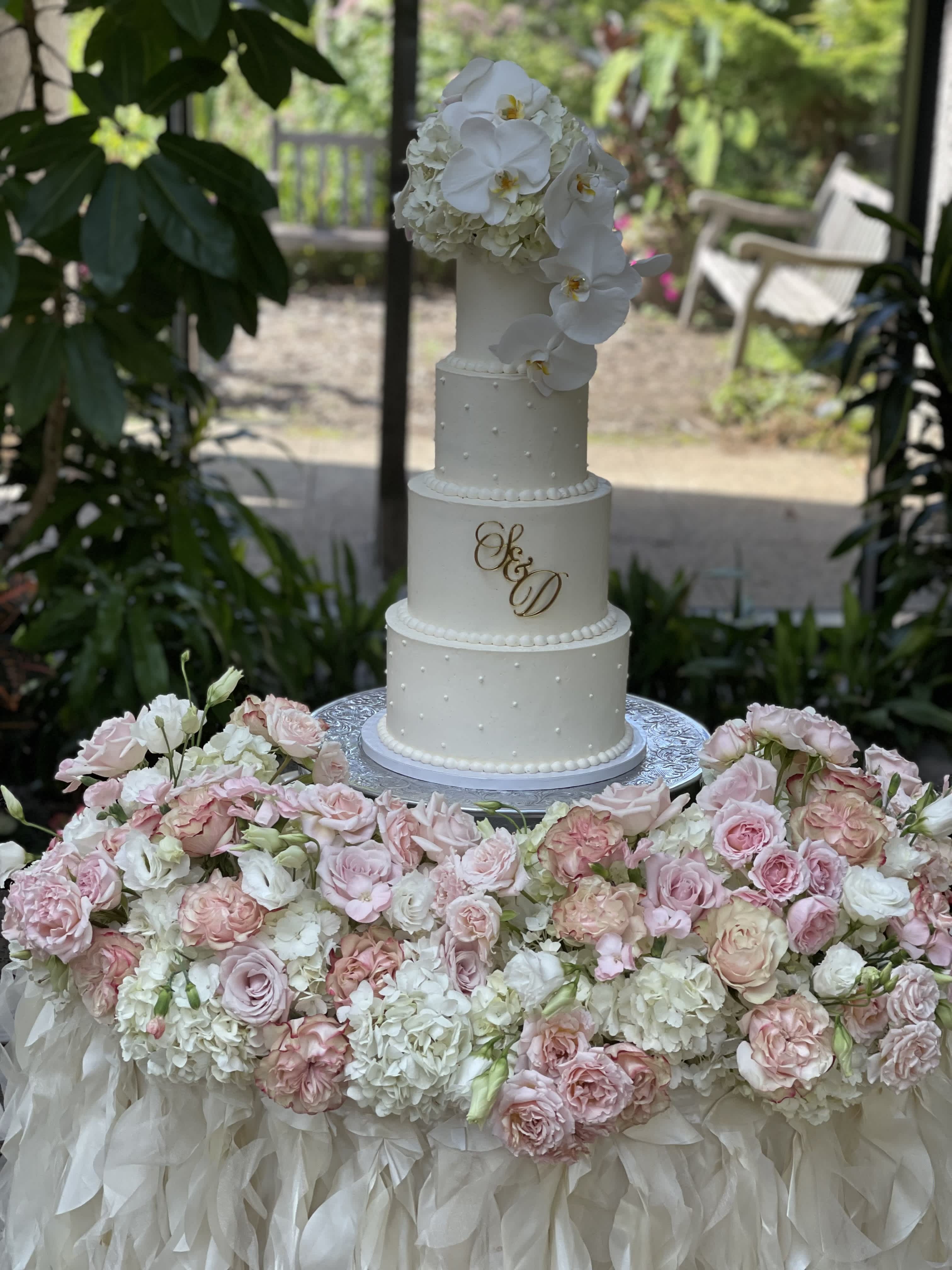 wedding cake flowers Meadowlark Botanical Garden