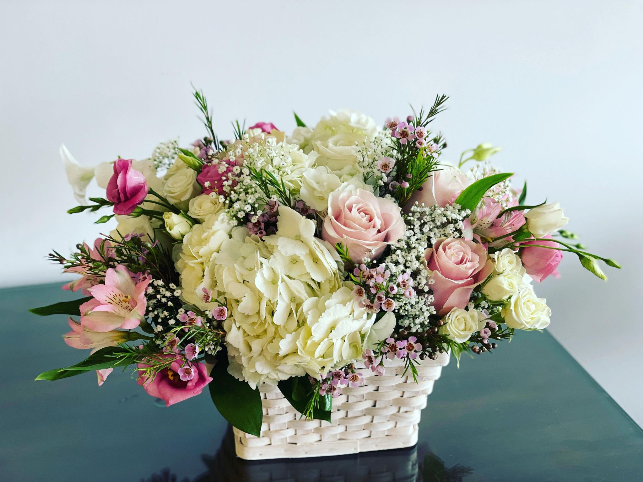 March Flower Trends & Meanings