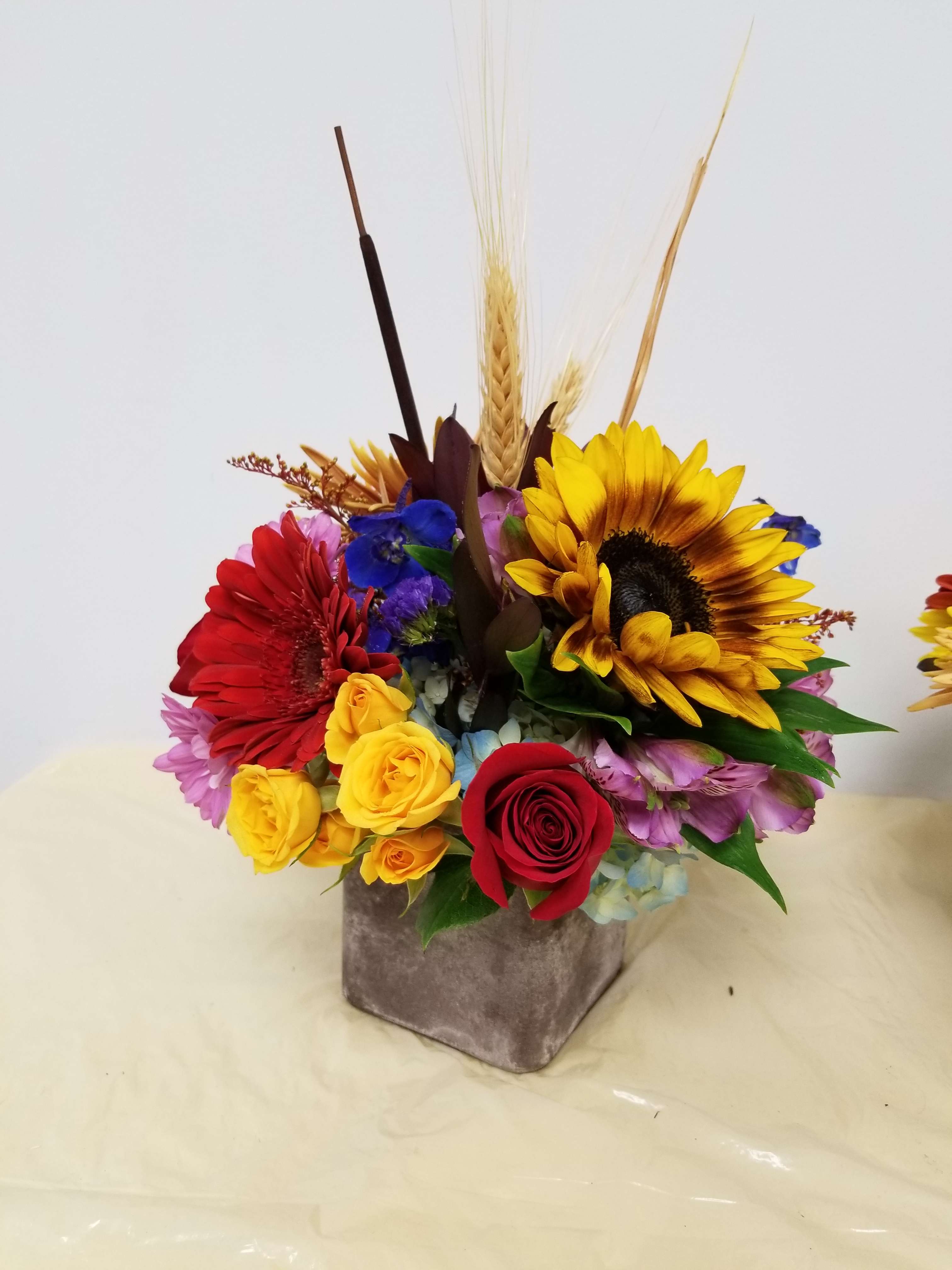 ​Welcoming Fall with Floral Arrangements: Top Trends