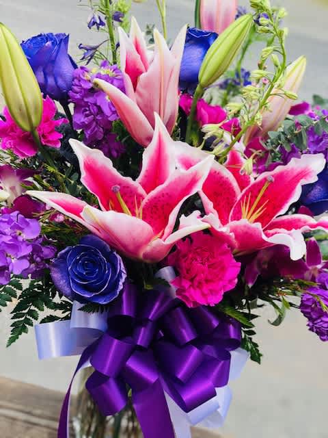 Advertising flower arrangements 202