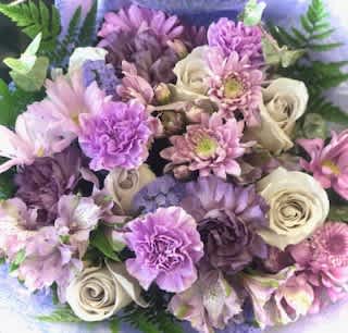 Puyallup Flowers delivered Valentines bouquets 